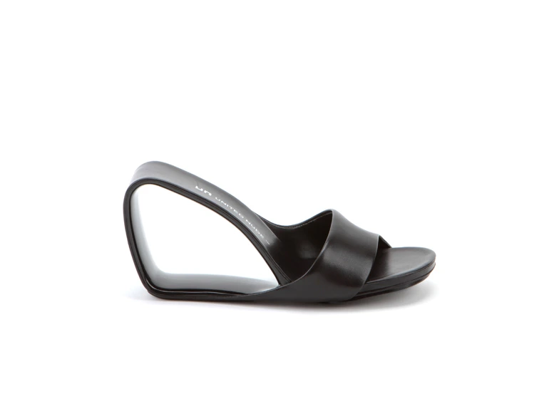 Möbius shoe by Rem D Koolhaas for United Nude